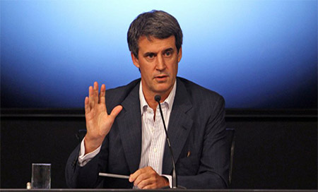 Ministro de Hacienda y finanzas de Argentina, Alfonso Prat Gay Dimite el ministro de Hacienda y Finanzas de Argentina