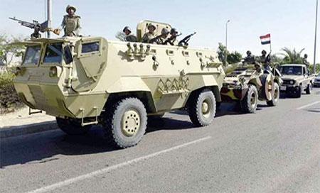 unidades del Ejército de Egipto Un muerto y once heridos en un atentado en Al Arish