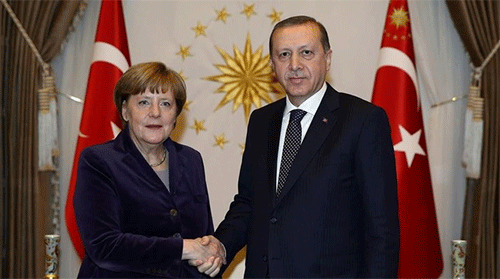 Merkel estrecha la mano de Erdogan Siria rechaza frontalmente la propuesta de Merkel