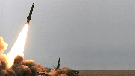Ejército yemení disparó dos misiles contra una base militar saudí
