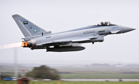 cazabombardero f16 Fuerzas de resistencia yemeníes derriban un F-16 saudí
