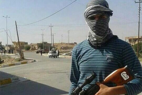 Daesh amenaza con matar a cualquiera que intente huir Daesh retiene a 20.000 personas como escudos humanos en Qaim