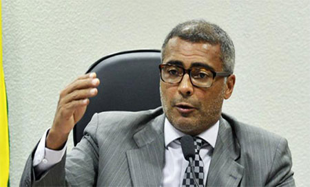 Romario da Sousa Romario anuncia su candidatura a la Alcaldía de Río de Janeiro