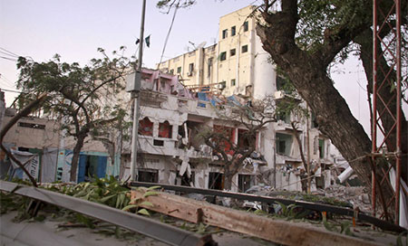 atentado contra hotel Ambassador en Mogadiscio Al Shabab ataca con coche bomba un hotel en Mogadiscio