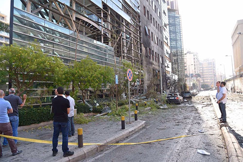 el ataque con explosivo contra la sede principal del banco BLOM Gobierno libanés apela al diálogo y la sensatez tras atentado a banco