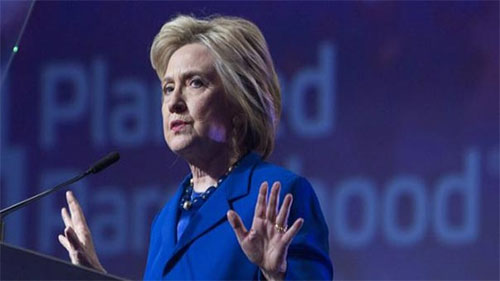 Hillary Clinton critica apoyo de Arabia Saudita, Qatar y Kuwait a terroristas Las monarquías aliadas de EEUU financian la ideología extremista