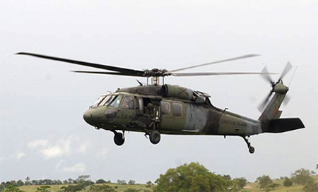 Helicóptero militar colombiano siniestrado en Caldas Helicóptero militar colombiano siniestrado en Caldas
