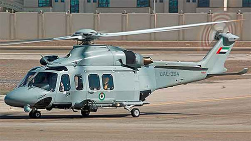 helicóptero de las Fuerzas Armadas de Emiratos Árabes Unidos Las fuerzas de agresión contra Yemen pierden un helicóptero
