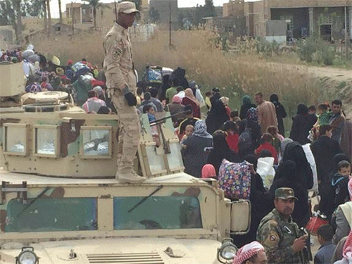 Ejército iraquí arrebata a Daesh Zankura y libera a 10.000 civiles Ejército iraquí arrebata a Daesh Zankura y libera a 10.000 civiles