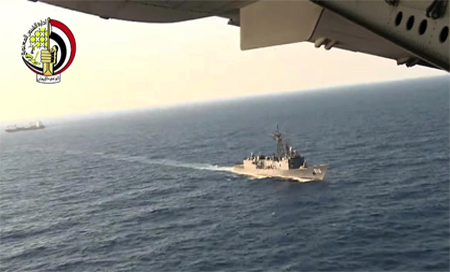 busqueda del avion egipcio siniestrado Egipto: Un barco especializado francés participará en la búsqueda de las cajas negras