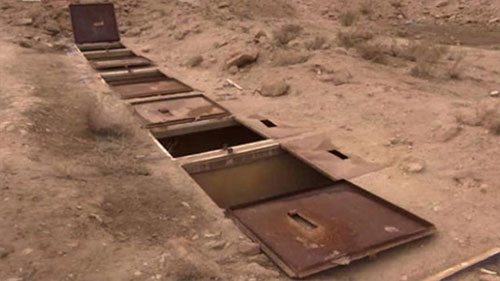 Hallan cerca de Mosul una prisión subterránea con casi mil rehenes Hallan cerca de Mosul una prisión subterránea con casi mil rehenes