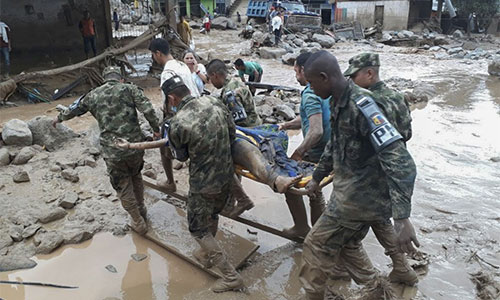 la avalancha en la ciudad colombiana de Mocoa Colombia agiliza las operaciones de rescate y busca a los cientos de desaparecidos