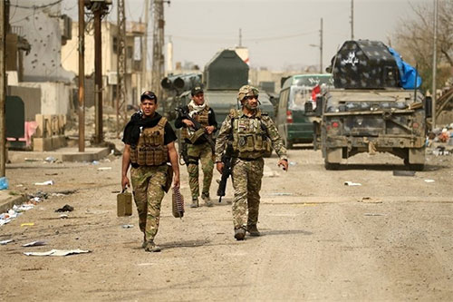 Tropas iraquíes estrechan el cerco a los terroristas en el oeste de Mosul Fuerzas iraquíes liberan a una niña yazidi de manos de Daesh