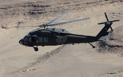 un helicóptero Black Hawk Derribado un helicóptero Black Hawk de la agresión saudí en Yemen