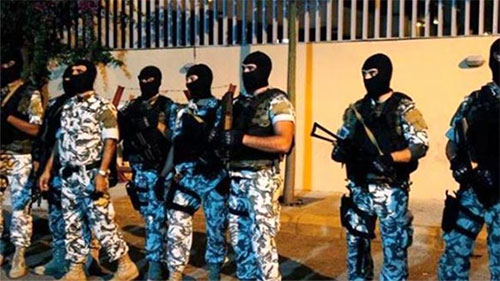 miembros de la unidad de asalto del Servicio de Seguridad General Capturado uno de los terroristas más buscados en Líbano