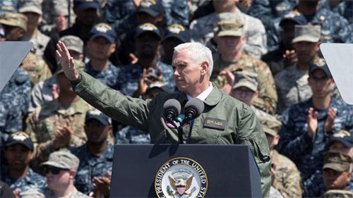 Pence en el portaaviones USS Ronald Reagan Washington insiste en “desarmar” a Corea del Norte