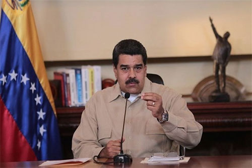 Maduro llama a la sensatez política