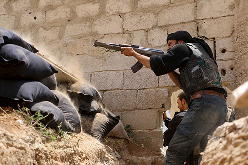 enfrentamientos entre grupos terroristas en Siria Prosiguen combates armados entre Daesh y Al Nusra en Yarmuk