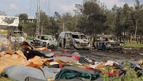 Asciende a 126 el número de muertos en el atentado al convoy de evacuados Asciende a 126 el número de muertos en el atentado al convoy de evacuados