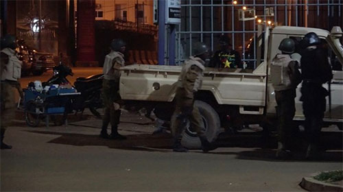 ataque contra un restaurante en la capital de Burkina Faso El ataque contra un restaurante en la capital de Burkina Faso termina con 18 muertos