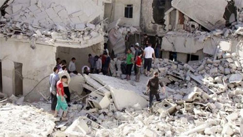 bombardeo de la coalición en la ciudad siria de Al Raqqa Al menos 42 civiles mueren por bombardeos en las últimas 24 horas en Al Raqqa