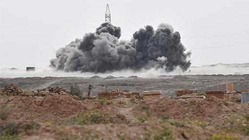 La aviación rusa aniquila un gran convoy de Daesh La aviación rusa aniquila un gran convoy de Daesh en la provincia siria de Deir Ezzor