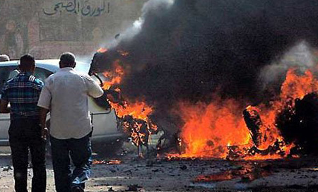 Atentado suicida en Kismayo Más de diez heridos por la explosión de un coche bomba en Kismayo