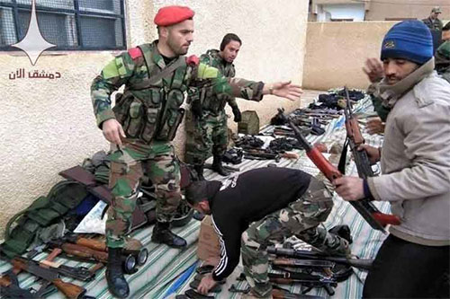 opositores entregan sus armas al Ejército sirio Reconciliación nacional en la norteña provincia de Alepo