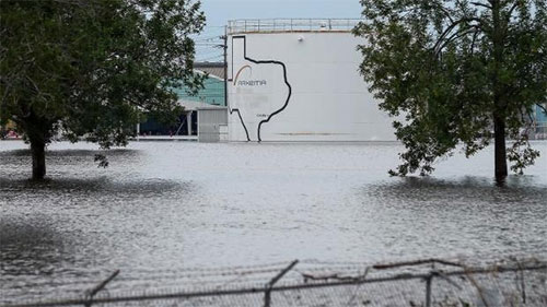 planta química Arkema, afectada por las inundaciones Doble explosión química en Texas, mientras Luisiana sufre ya a Harvey