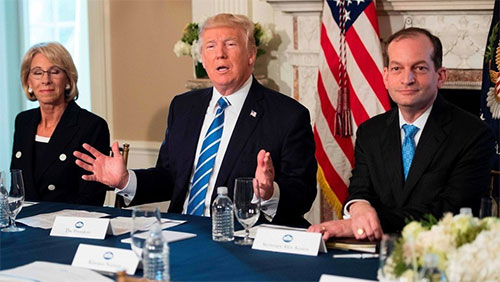 Trump no descarta una opción militar contra Venezuela Estados Unidos no descarta una opción militar contra Venezuela