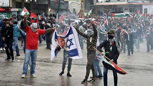 frente a la embajada de EEUU en Beirut