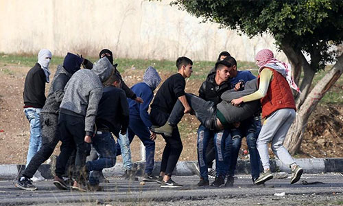 un herido palestino El cuarto “viernes de ira” en Palestina ocupada deja decenas de heridos
