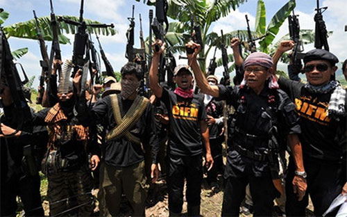 hombres armados asaltan una cárcel en el sur de Filipinas Un centenar de hombres armados asaltan una cárcel en el sur de Filipinas