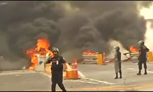 Disturbios en Perú por la subida de los peajes Disturbios en Perú por la subida de los peajes