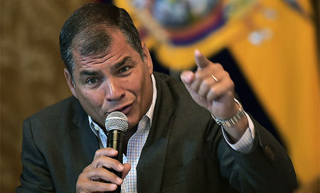 rafael correa Correa insiste en que los muros no solucionan la inmigración