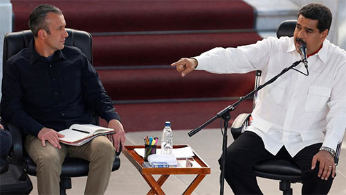 El presidente de Venezuela, Nicolás Maduro, junto al vicepresidente, Tareck el Aissami Maduro exige a EEUU que se retracte de las acusaciones contra su vicepresidente