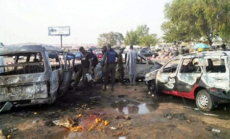 Atentato suicida en Nigeria Una ola de atentados suicida deja más de cinco muertos en Nigeria