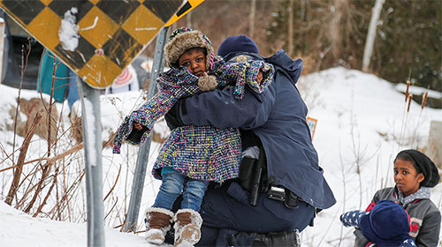 Canadá no piensa frenar la llegada de migrantes desde EEUU Canadá no piensa frenar la llegada de migrantes desde EEUU