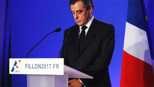 El candidato derechista François Fillon podría ser imputado El candidato derechista François Fillon podría ser imputado