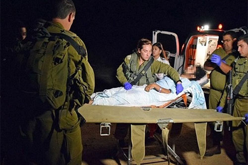 israelíes atienden a un terrorista sirio herido en batalla Hospitales israelíes dejarán de admitir a “terroristas heridos” por impago