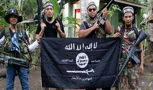 miembros del grupo terrorista Abu Sayyaf Abu Sayyaf decapita a dos rehenes vietnamitas en el sur de Filipinas