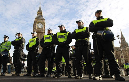 Evacuada la sede del Parlamento británico tras una alarma de incendio Evacuada la sede del Parlamento británico tras una alarma de incendio