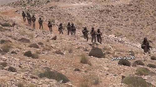 combatientes de Hezbolá en las montañas de Arsal La batalla de Arsal se acerca a su final