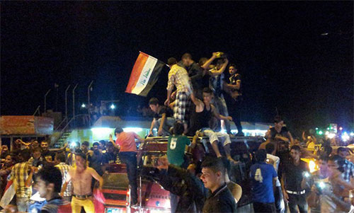 El pueblo iraquí festeja la liberación de Mosul El pueblo iraquí festeja la liberación de Mosul