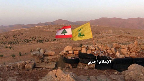 la bandera de Hezbolá ondea en las montañas reconquistadas Las últimas horas del grupo Frente al Nusra en las montañas de Arsal