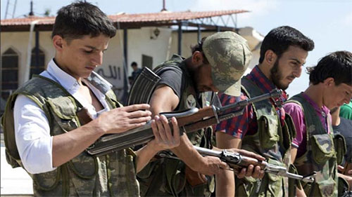 Trump finaliza el programa de la CIA para equipar y entrenar la oposición siria Trump finaliza el programa de la CIA para equipar y entrenar la oposición siria