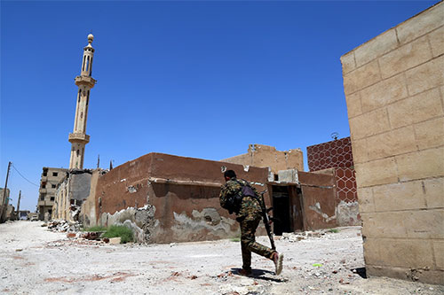 Fuerzas de Siria Democrática irrumpen en el casco antiguo de Al Raqqa Las Fuerzas de Siria Democrática irrumpen en el casco antiguo de Al Raqqa