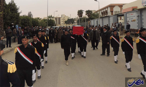funeral del coronel Yaser Munir al Hadidi Terroristas asesinan al jefe de la Policía egipcia en el Norte de Sinaí