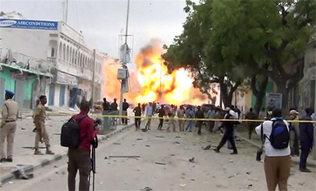 Atentado suicida en Mogadiscio Más de cuatro muertos por un atentado suicida en Mogadiscio