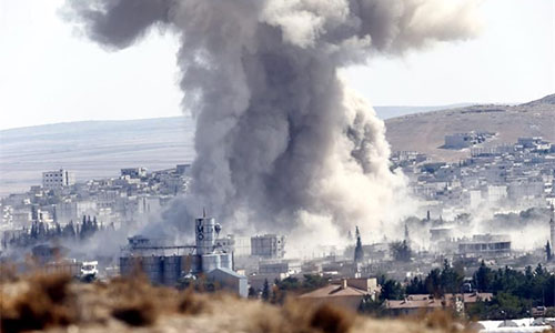 ataque de la coalición en la provincia siria de Raqqa La coalición intensifica sus ataques aéreos en la provincia siria de Raqqa